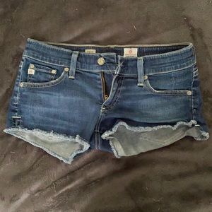AG Daisy Low Rise Jean Short